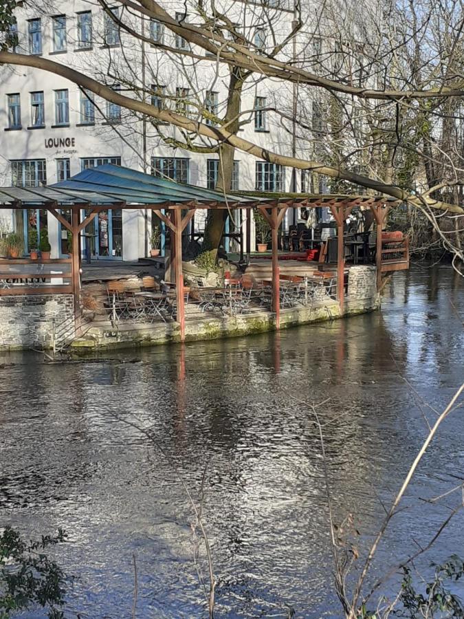 Moderne Ferienwohnung In Lippstadt Zentrum Bagian luar foto