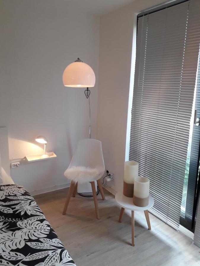 Moderne Ferienwohnung In Lippstadt Zentrum Bagian luar foto
